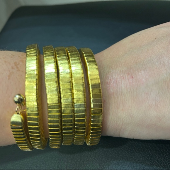 Angulared Omega Wrap Bracelet - Picture 2 of 4